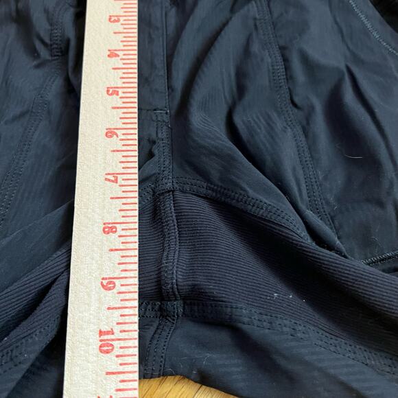 Lululemon Pants Womens 4 Black Pull On Studio Crop Capri Baggy - Picture 8 of 9